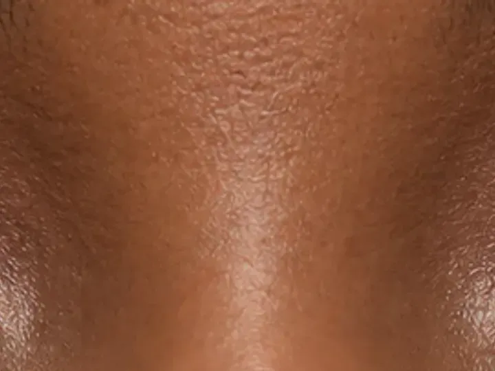 Step 7 of Everyday Makeup for Deep-Set Eyes, showing the center and outer lashes lift clear of the lid and remain individually separated.